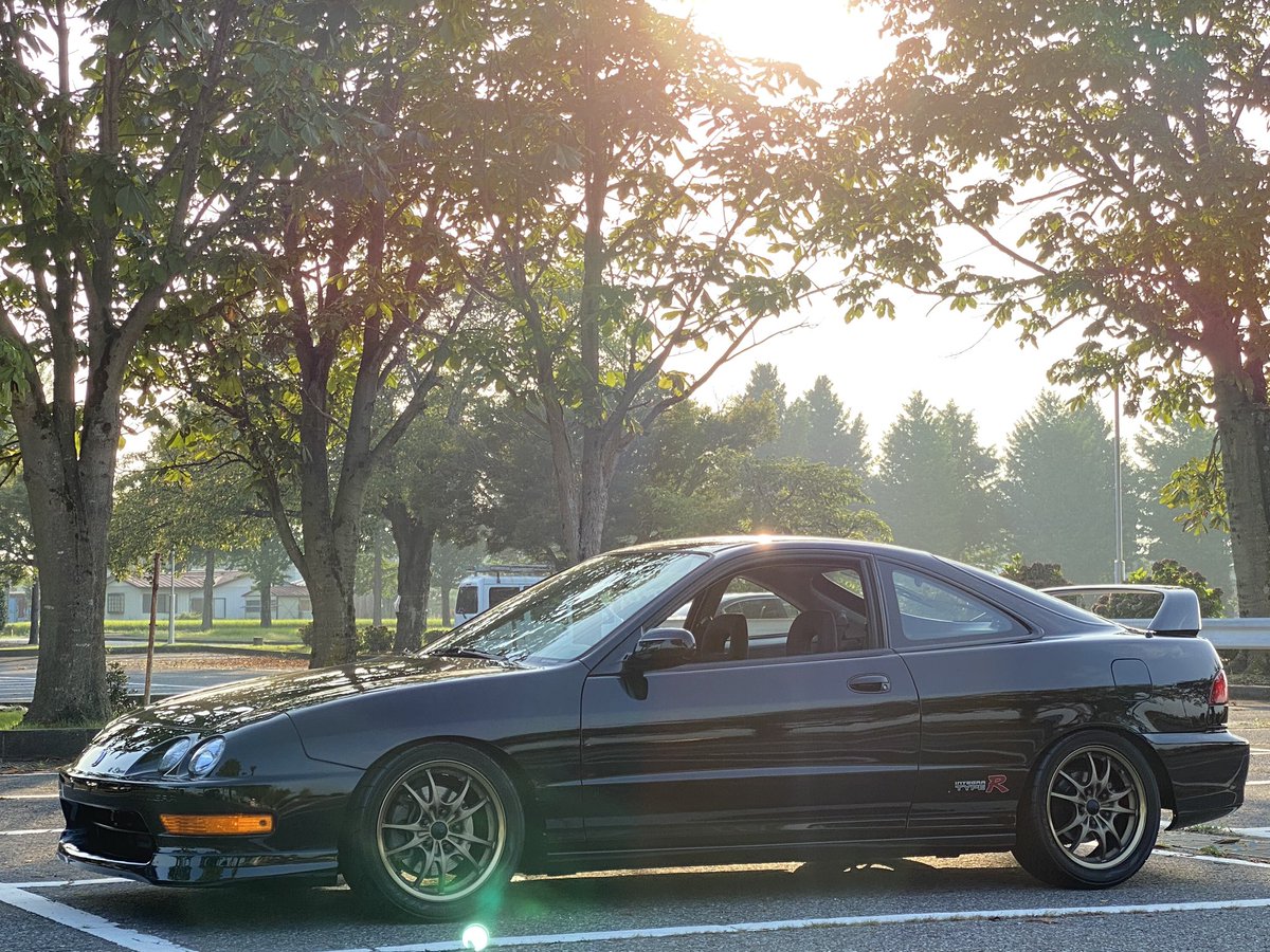 Kohei1990 ついに00年の車両を手に入れたと思ったけど 結局みんな年落ち デルタが92年 日本の初年度登録 丸目緑が93年 丸目黒が00年 真っ当な足車を買うお金が無い 年以上前のクルマを晒せ T Co Suvbndkea1 Twitter