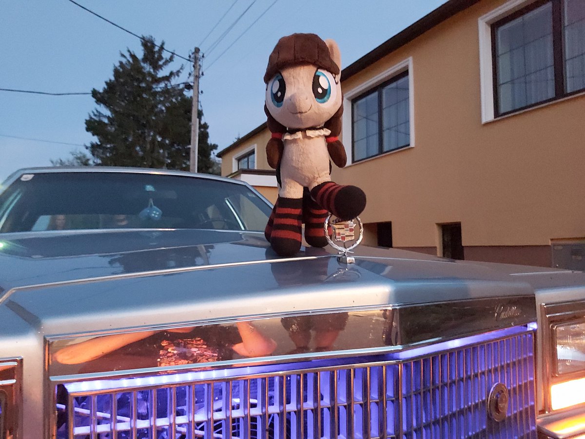 👀

ft. fanmade Connie plush from <a href="/meplushyou/">Meplushyou ✨️</a>