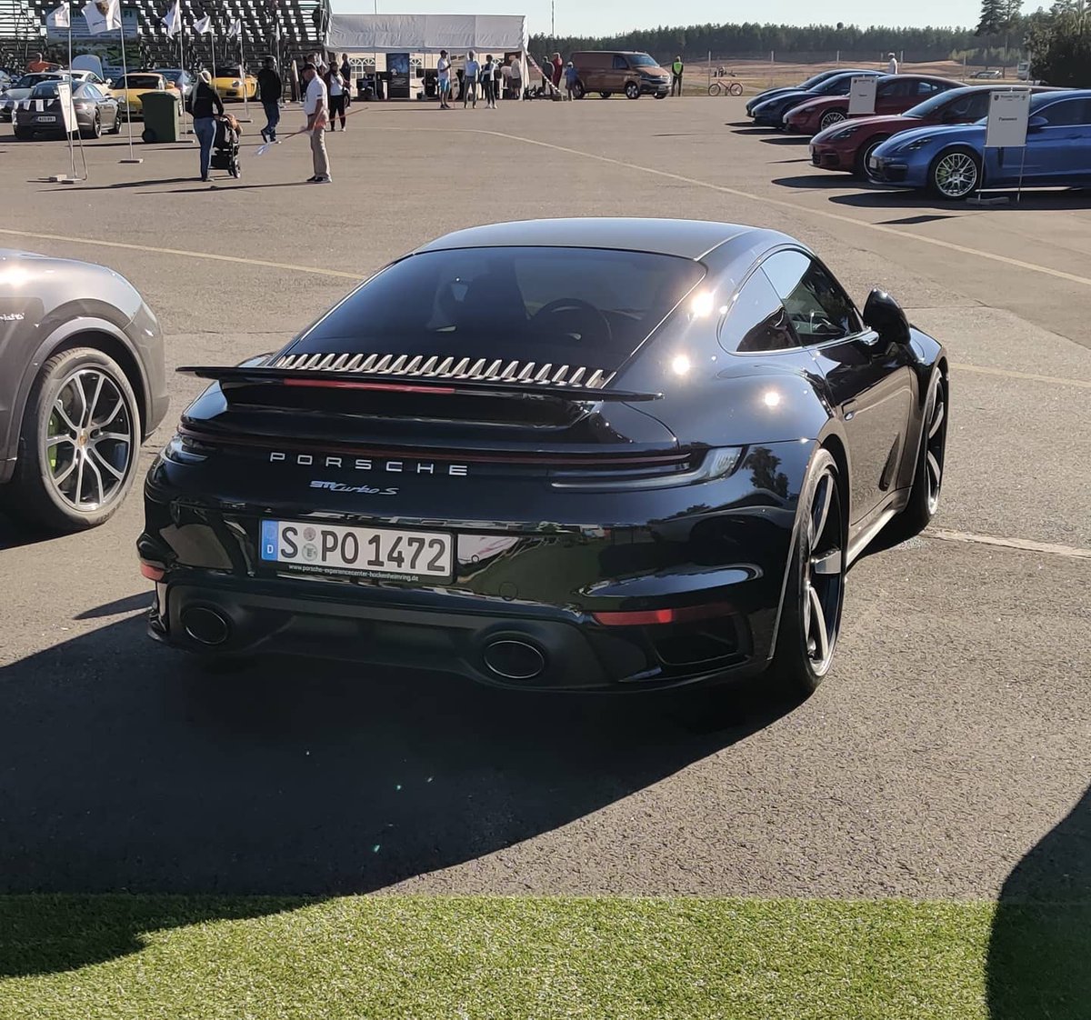 CarspotterF's tweet photo. 2021 Porsche 911 Turbo S
.
.
.
.
.
.
.
.
.
.
.
.
.
#porsche #porsches #porsche911 #porsche911turbo #porsche911turbos #2021 #911 #911turbo #911turbos #turbo #turbos #992 #porsche992 #porsche992turbo #porsche992turbos…

📸 https://t.co/ja3IHmwZgd via https://t.co/LsfFhqNDT5 https://t.co/uREogSydc9