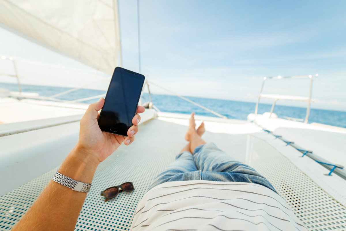 GiacomCM's tweet photo. With remote working/a hybrid approach very much still the world's current way of working, it's so important that your customers are able to be productive anywhere and everywhere. That's where Circleloop comes in...https://t.co/pKdmxYFsuv #Circleloop #KeepingConnected https://t.co/dFmgkyeKMD