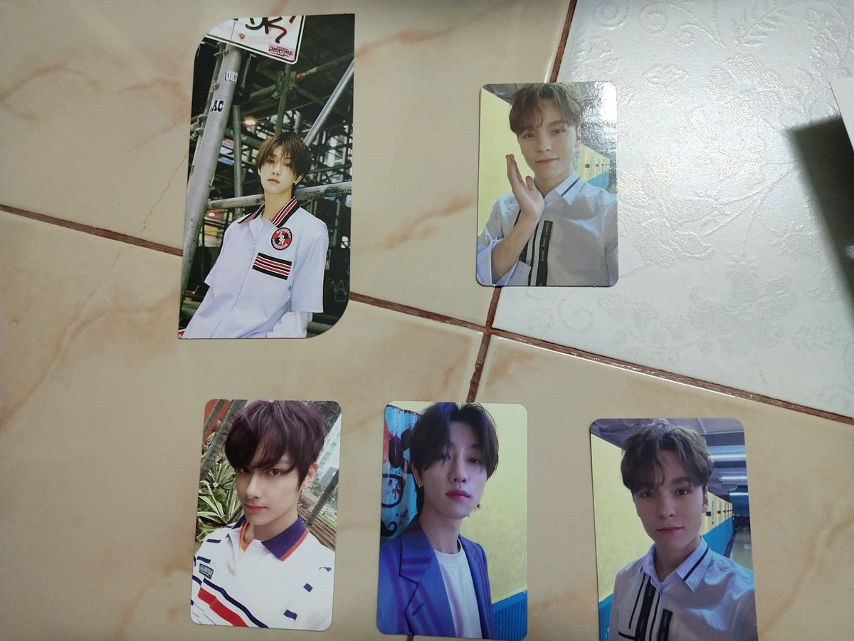 รับแลกเป็นอูจี เวอร์ชั่นไหนก็ได้ ♥️ หรือขายค่ะ
 สนใจสอบถามได้นะคะ 🌟
#ตลาดนัดสวนแครอท #การ์ดseventeen #ตลาดนัดseventeen