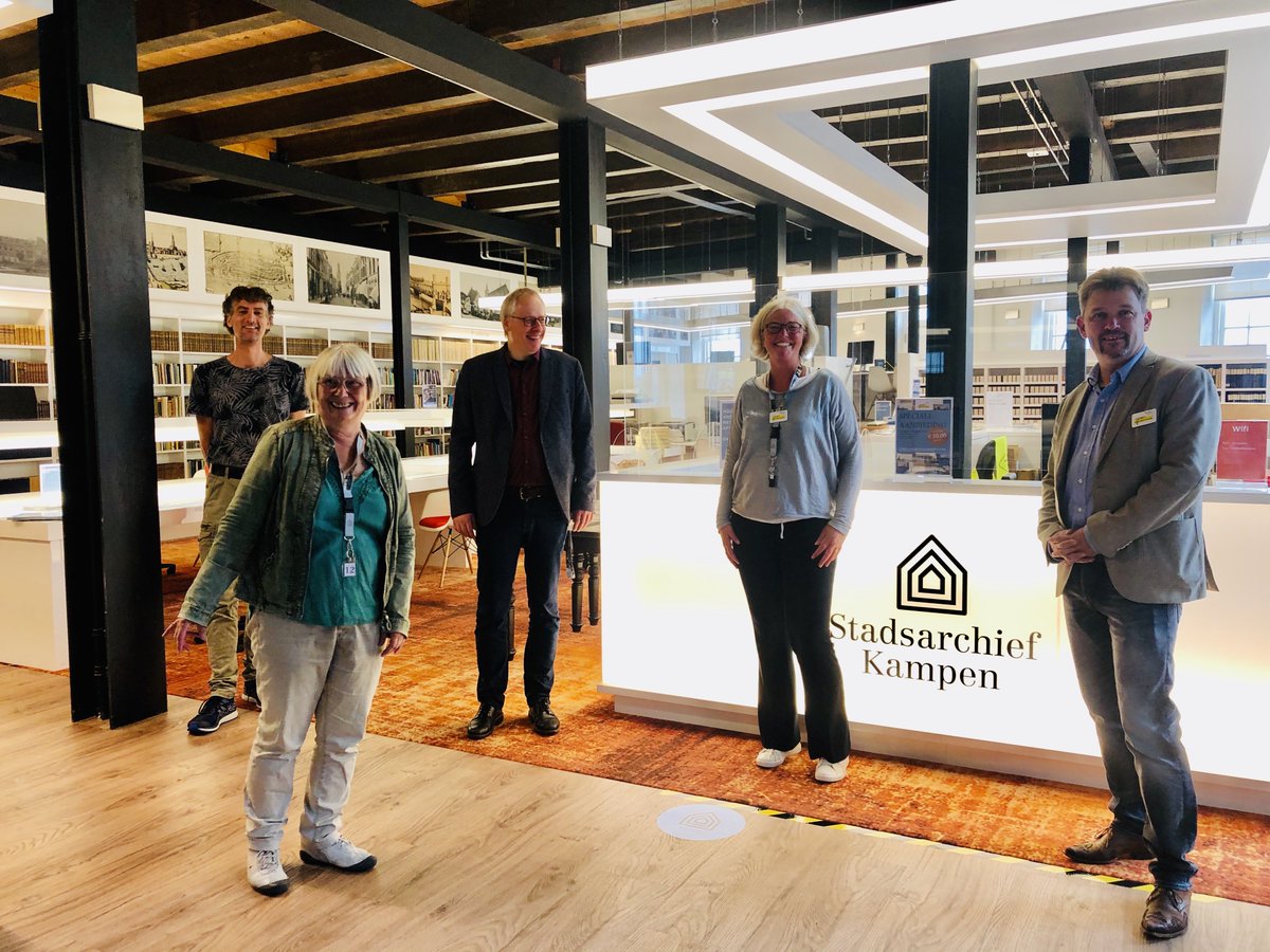 SAkampen's tweet photo. Samen met de HV Jan van Arkel kijken we terug op een geslaagde Open Monumentendag. De eerste plannen voor volgend jaar zijn al weer bedacht en worden uitgewerkt. #samenwerken #geschiedenis #visitkampen #omd2020 https://t.co/u8TTlRHzNR https://t.co/M8uRcfyZuV
