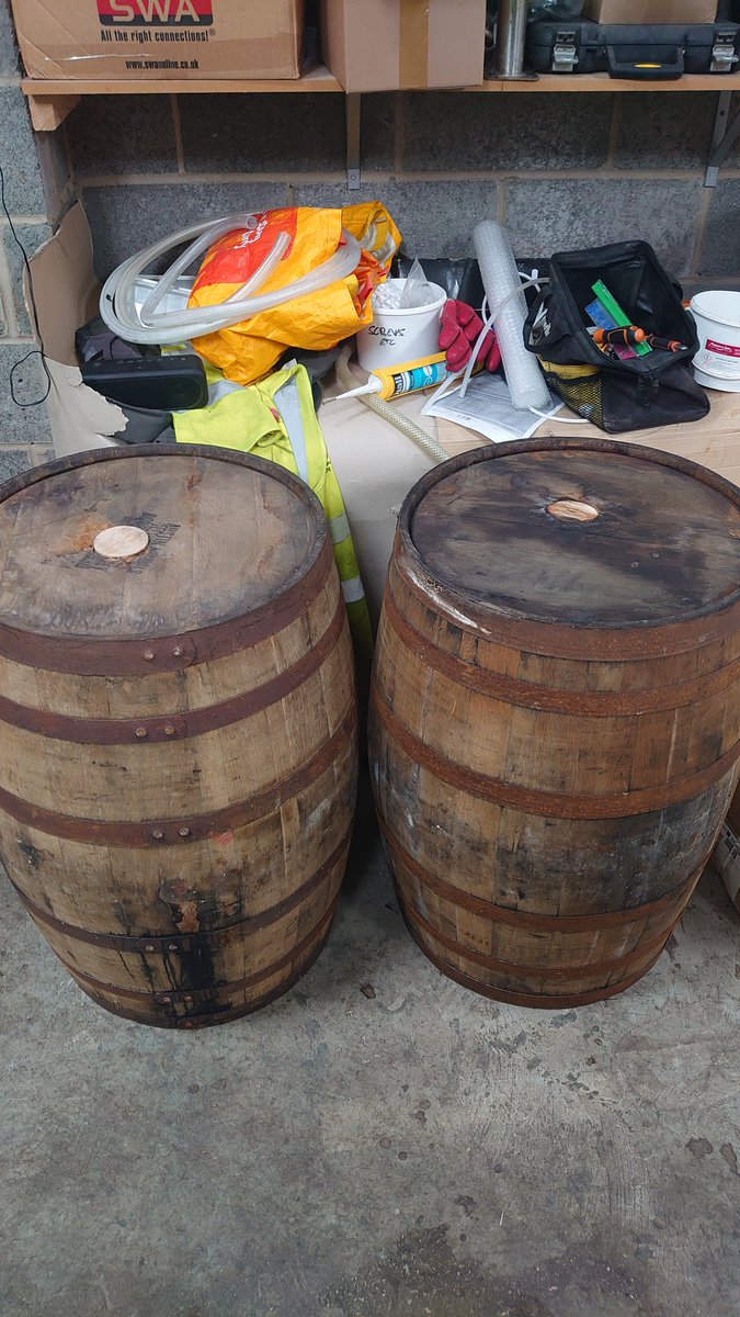 Ok, so for the nothing special gyle 666 we've got @Needle_Pin_Pub in the house ! We're brewing imperial rum n raisin which should be about the 12% mark 😋 some of which is being barrel aged in wild turkey casks 💣💣