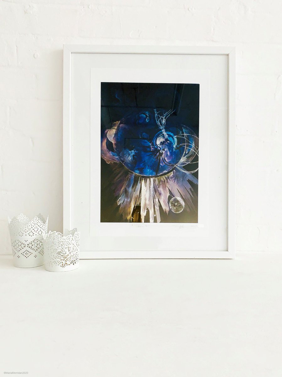 MariaMerridan's tweet photo. Full collection of ‘Solar’ prints now on sale at https://t.co/0mRB7EwapF made in collaboration with Dr Helen Mason OBE for Pint of Science 2018 @helen_hm11 @creativerxns @pintofscience #creativerxns @DigswellArts https://t.co/kmuDAwxmag