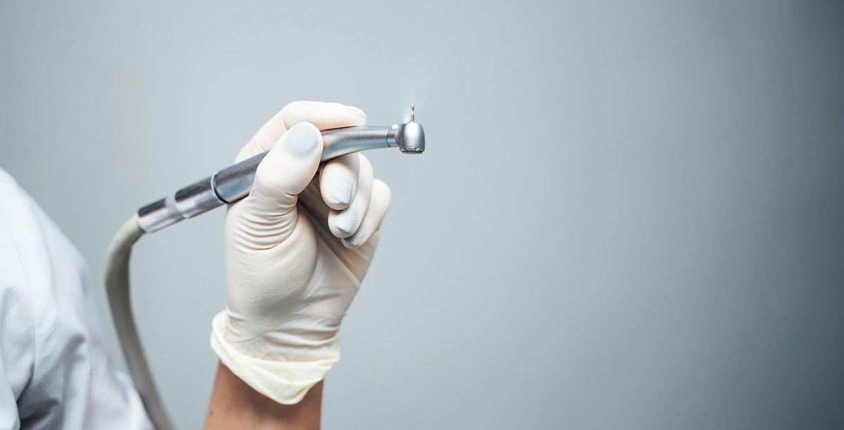 Dentistry's tweet photo. The cross-infection risk following AGPs in an open-plan clinic is ‘small’ and most particles settle in the first 10 minutes ⬇️
https://t.co/38ye4s9jtA
#Fallowtime #Dentistry #Dentistryonline https://t.co/8HAQ6pFNsv