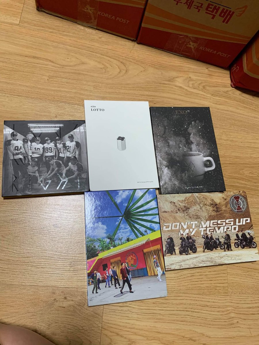 EXO UNSEALED ALBUMS - 275php each + LSF1 DMUMT Moderato ver.1 Lotto KR ver.1 Universe1 The War KR ver. A1 Love Me Right KR ver. Buy any album and get random photocards from the 2nd pic! See album inclusions below this tweet. 