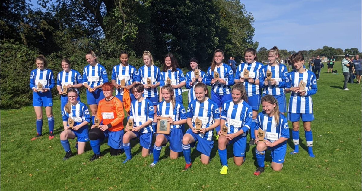 yorkriafc's tweet image. 🏆🔵LEAGUE SHIELD WINNERS🔵🏆
Massive congratulations to our fantastic York RI u18 girls  who won the 19/20 West Riding u16 League Shield Final. The girls played Bradford City FITC in a tight match, and came from 1-0 down to win 2-1. Well done girls and coaches!