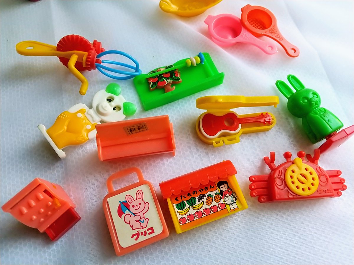 昔懐かしいお菓子のパッケージまとめ 不二家·カバヤ·グリコ 昔懐かしいお菓子のパッケージまとめ 不二家·カバヤ·グリコ - メルカリ