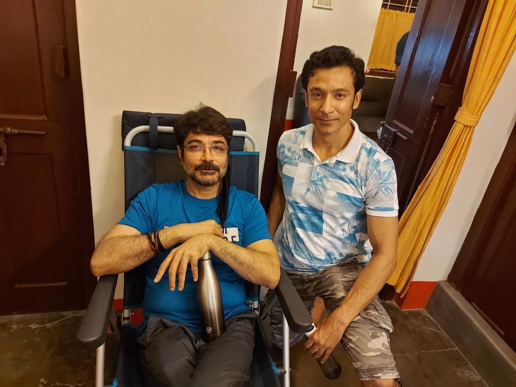 Srijit Mukherji (@srijitspeaketh) on Twitter photo Between Mahendra meeting Bihari and Kakababu meeting Feluda, we all grew up. <a href="/prosenjitbumba/">Prosenjit Chatterjee</a> <a href="/tota_rc/">Tota Roy Choudhury</a> <a href="/SVFsocial/">SVF</a> <a href="/SurinderFilms/">Surinder Films</a> <a href="/addatimes/">addatimes</a> <a href="/hoichoitv/">Hoichoi</a> Between Mahendra meeting Bihari and Kakababu meeting Feluda, we all grew up. <a href="/prosenjitbumba/">Prosenjit Chatterjee</a> <a href="/tota_rc/">Tota Roy Choudhury</a> <a href="/SVFsocial/">SVF</a> <a href="/SurinderFilms/">Surinder Films</a> <a href="/addatimes/">addatimes</a> <a href="/hoichoitv/">Hoichoi</a>