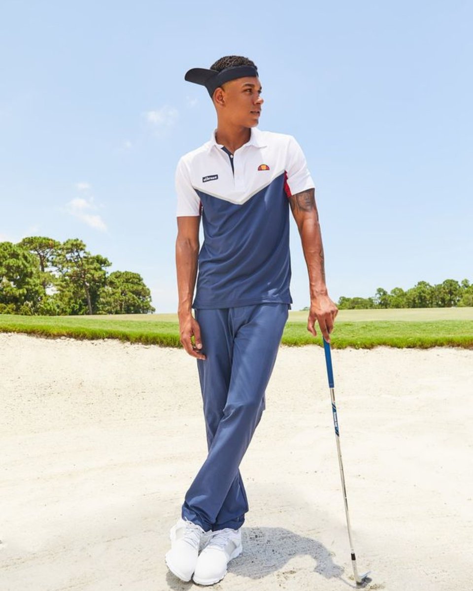 MenCorner's tweet photo. On vous présente une de nos nouvelles marques: ellesse !

Découvrez leur incroyable collection de vêtements et chaussures pour en faire craquer plus d'un ! 😉

Rendez-vous sur https://t.co/giuSsHKhiA https://t.co/ErICSWjUJq