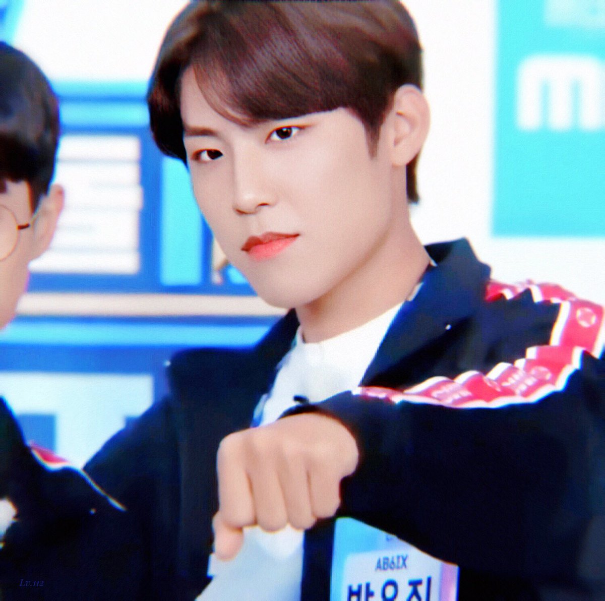 Lv112_'s tweet photo. 예쁘네🥰
#박우진 #PARKWOOJIN https://t.co/OUDeXjvVd9