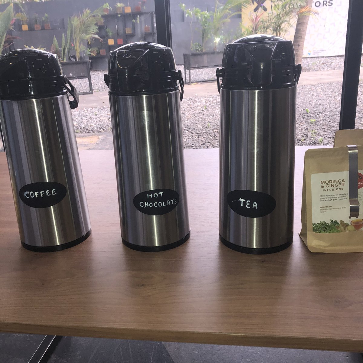 thedawadawa's tweet photo. Cater a Monday morning meeting ☑️
What’s next on the to-do list?

—
#DineWithDawadawa #TheDawadawaExperience #DawadawaCatering #Accra #Osu #Coffee #Tea #CateredEvents https://t.co/ukYmocqUgv