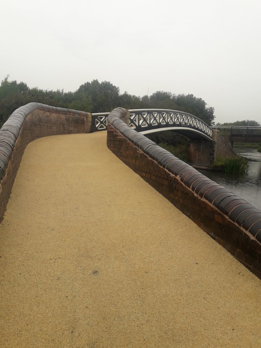 Repairs carried out to grade II listed Blackbrook Junction bridge on the Dudley No 2 Canal: new stone for the missing parapet sections, repointing, graffiti removal, replacement copers and a pattress plate to secure the bridge #heritageweek2020 #Dudley