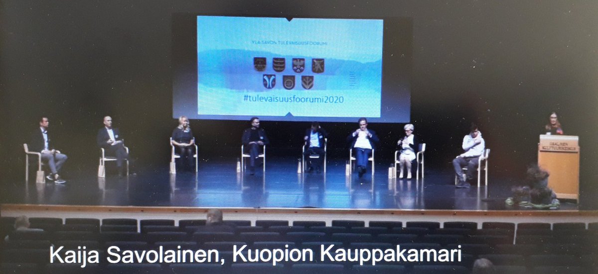 juheiskanen's tweet photo. Ylä-Savon Tulevaisuusfoorumin iltapäivässä paneelikeskustelu, jossa @KaijaSavolaine johdolla keskustellaan lisää päivän teemasta eli koulutuksesta ja jatkuvasta oppimisesta.  #tulevaisuusfoorumi2020 #menestystehdäänyhdessä #kauppakamari https://t.co/sqjQ9D636c