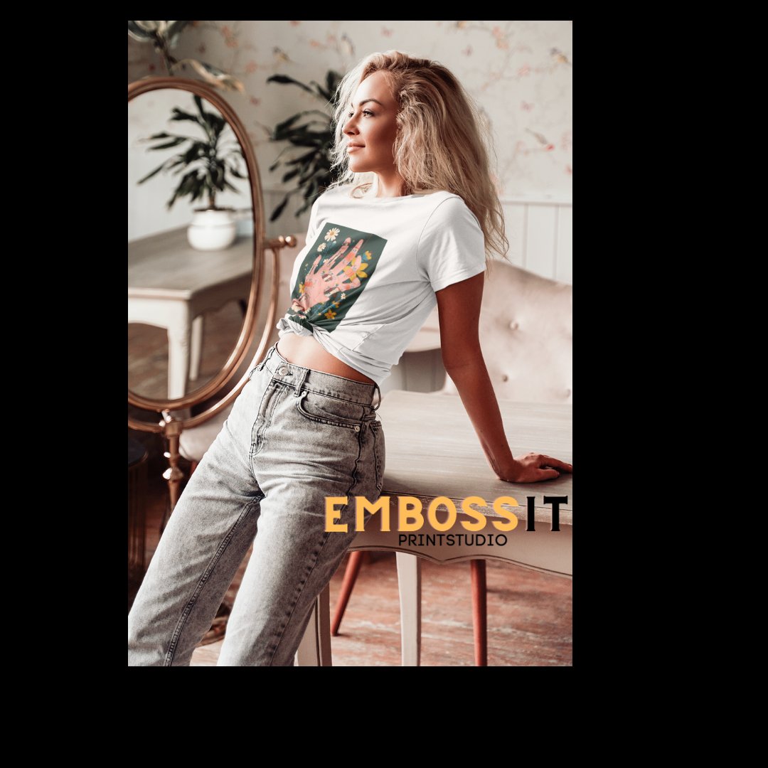 EmbossitC's tweet photo. Aesthetic prints ♥️
Get yours @ ₹599/-
.
.
#Fashionindia #Buyonline #Petlovers #Spreadlove #customize #indianmarket #indianclothing #Tshirt #hoodies #croptop #applecovers #cashondelivery #alloverindia #discount #stayhome #Staysafe #embossit #aesthetic #psychedelic https://t.co/WkICsuVI2T