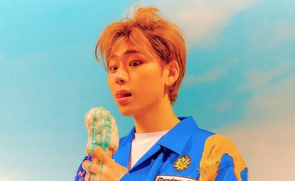 - Zico Random Box Challenge -It's Zico's birthday, so why not have a thread with a bunch of questions related to him AND his last album?This can also be a fun way to clear out his search terms. Quote the tweets with your responses. #Zico  #HappyZicoDay  #ZicoRandomBox