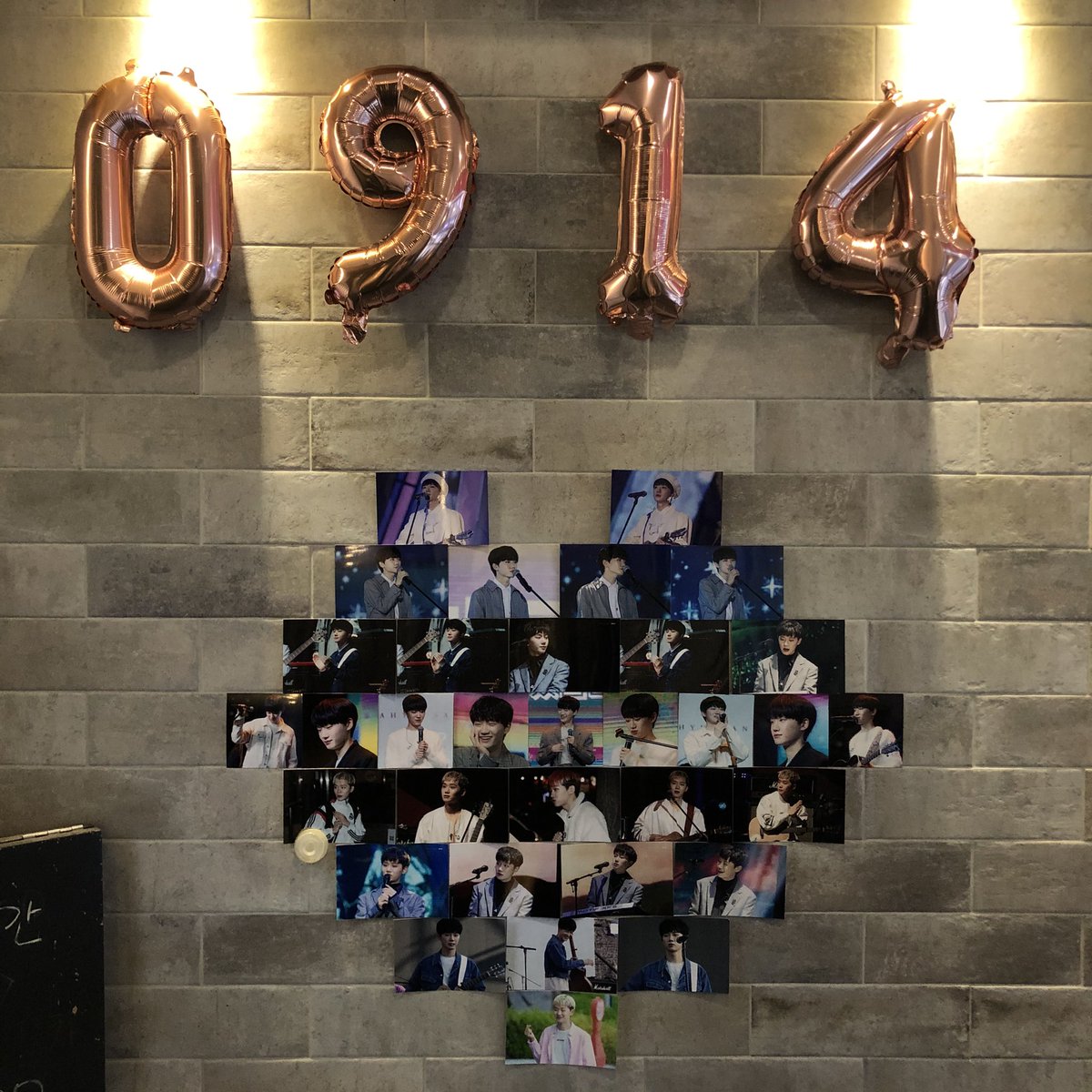 on_HHS's tweet photo. 너무 이쁜 현상카페 ~ 잘 다녀갑니당 

 너무 이뻐요 ➳ ( ˙-˙=͟͟͞͞)♡ 
  
ㅎㅎㅅ ㄱㅇㅈ
#현상이와_PAN이_만난건_영화같아
#HAPPY_HYUNSANG_DAY https://t.co/QULzOZLaDI