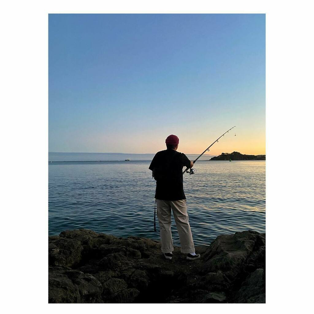 MccallumHarry's tweet photo. Fishing vibes 
#photography #photooftheday #photographer #photoshoot #model #modeling #instadaily #instagood #happy #travel #instatravel #male #fishing #documentary #summervibes #triptych #people #portrait #portraitphotography #summer #beach #fish #natur… https://t.co/JQvb1BaUOh https://t.co/RqpTVGvvBf