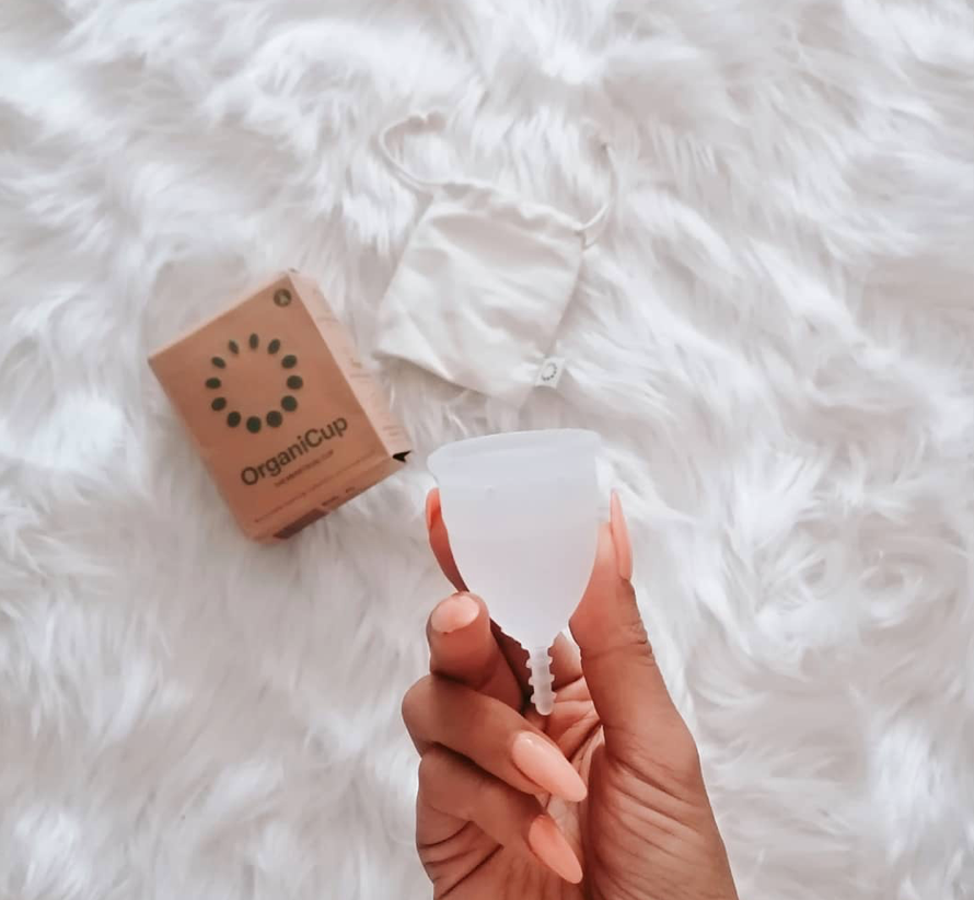 Nu_Flo_'s tweet photo. "I used to be one of the girls who hated when her period came and I would forget about the rest of my activities and spend it in bed for days. [....] -happy OrgraniCup user 

📷  @nilufernarayani

#nuflo https://t.co/3bM1Am670f