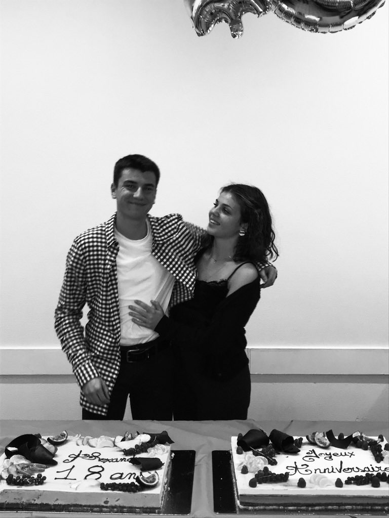 Luucyy_r's tweet photo. 2 ans <3 https://t.co/oIvHDLyqat