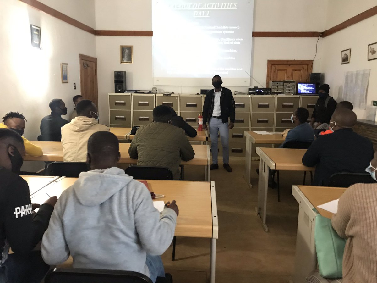 DillionTraining's tweet photo. We believe in giving everyone the opportunity to explore life, get skilled and be employable. https://t.co/YlzdOMHdpH