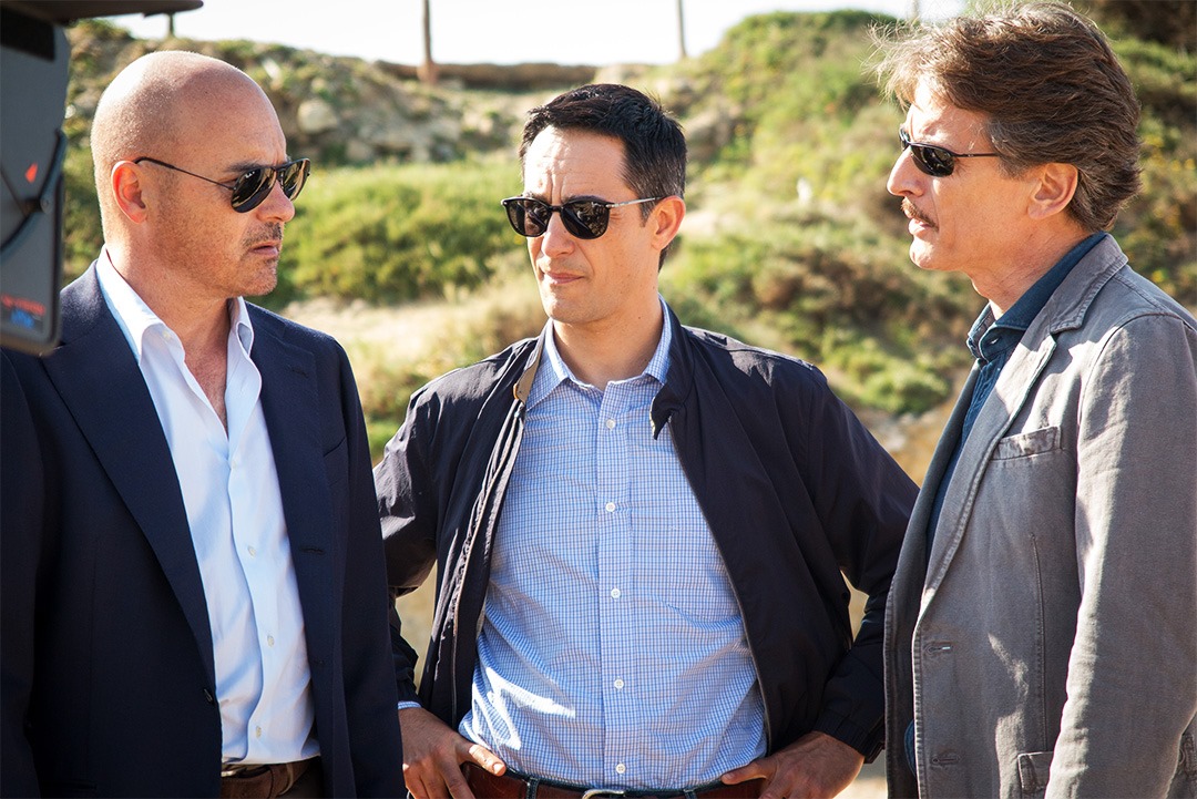 carlopalomar's tweet photo. OGGI E DOMANI TORNA #MONTALBANO!
Stasera su @RaiUno e su @RaiPlay "Una faccenda delicata".
E' appena arrivato in Liguria da Livia, quando...
#LucaZingaretti #CesareBocci #PeppinoMazzotta #AngeloRusso #SoniaBergamasco #MiriamDalmazio
@Sellerio @Raicomspa
#IlCommissarioMontalbano https://t.co/f6ecdk7G6h