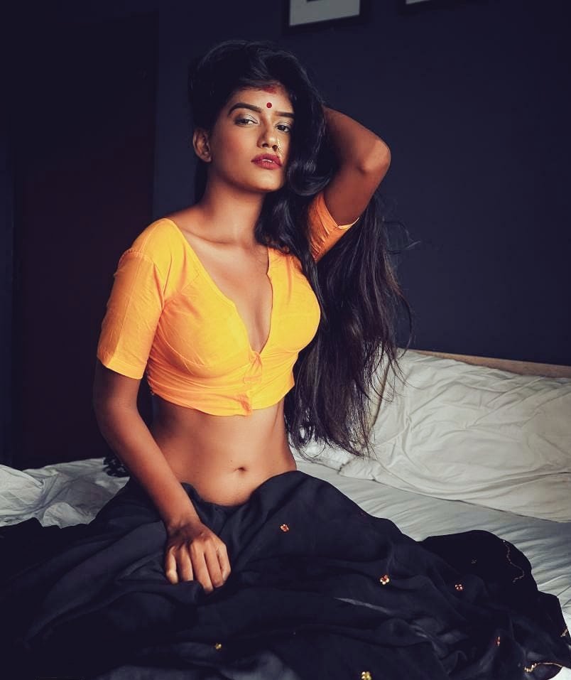 JaiReddit's tweet photo. Waiting for Hard desire 

@SuperSunnyTwitz @sunny1_d @luckysi1599 @X_sanamre1 @Handsome_khan07 @ZainHadi007 @preet_shergill_ @SameerLove120  @kamli_j
@sw_ee_ty1 @Noor_07p @RaniMehakTS @Randy_Ruchika @lipakshi_kapoor @sluty_nihu @rahul99369936 @JuttniBae @Laiba__143 https://t.co/jtt5nJMEUG