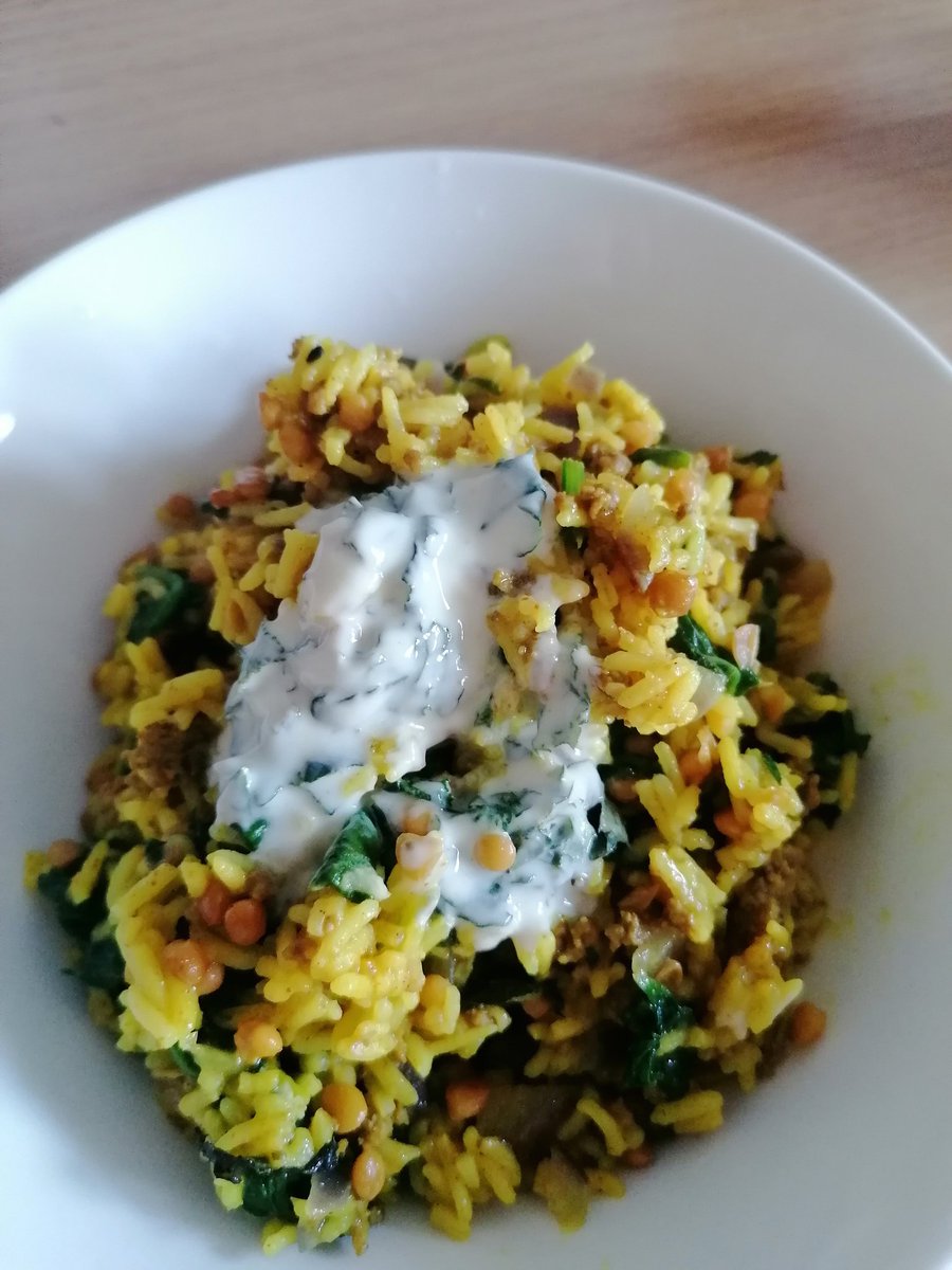 Essential_Kerry's tweet photo. Fragrant lamb pilaf with a minty yoghurt, absolutely delicious. β€οΈπ
#GFSeasonings
#allergenfree
#Foodie
#ECHomeCook https://t.co/ZfN3xYHgif