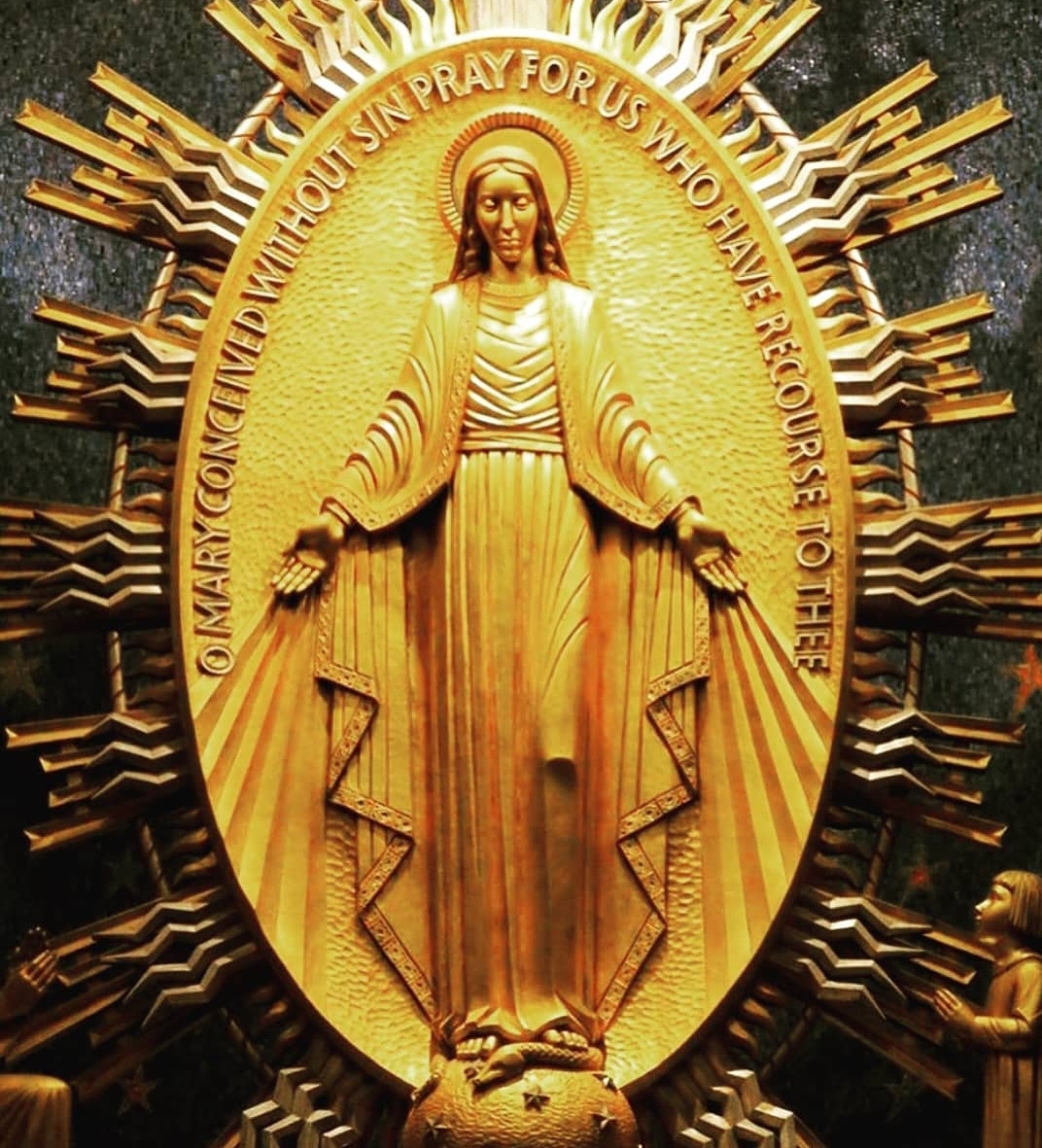 O Mary, Conceived without Sin, Pray for Us Who Have Recourse to Thee. #virgenmary #catholics