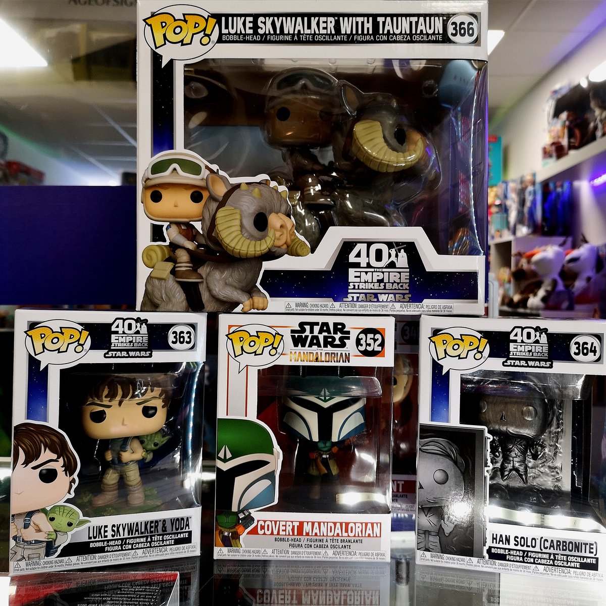 AJ Toys & Books tweet media