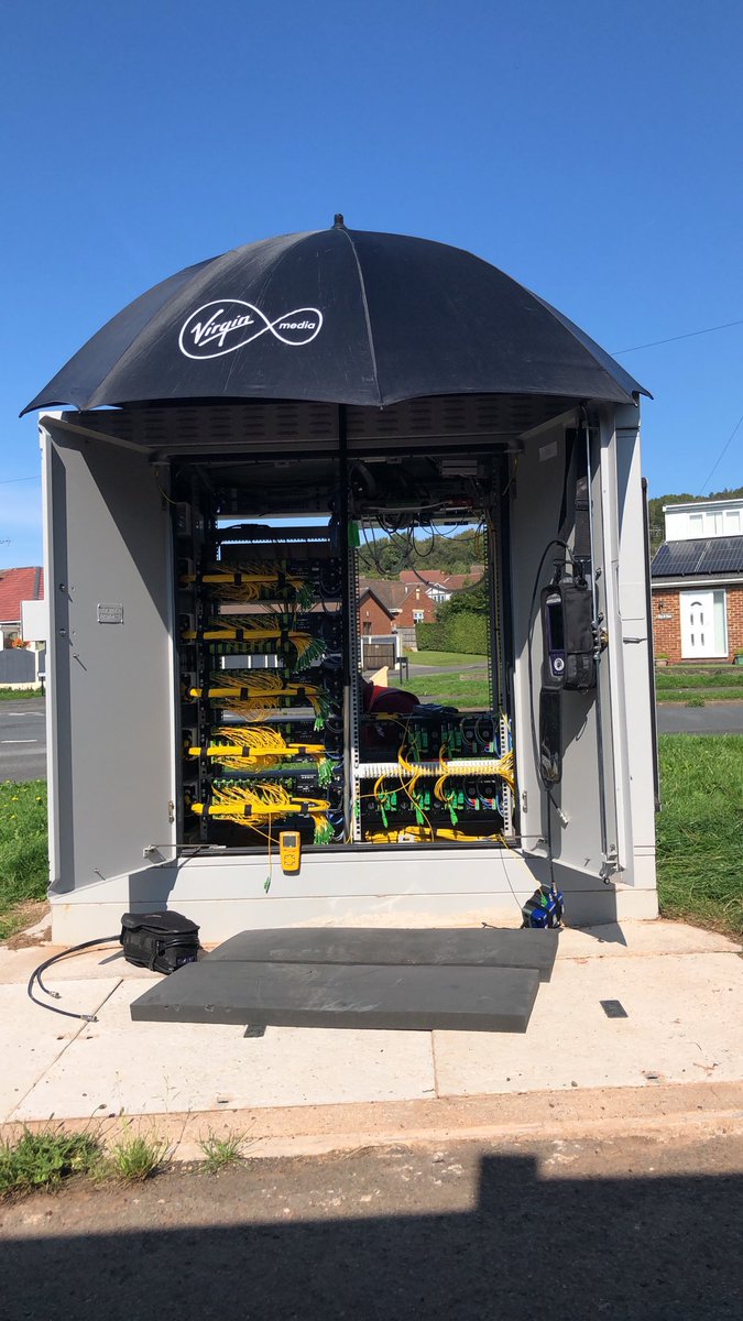 dazrudge's tweet photo. Setting up Fibre to the home....🔥today 👍 https://t.co/aLV8bsJnE6