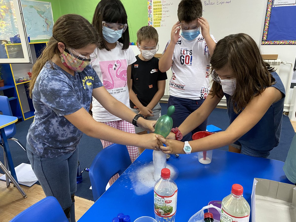 ISBelgrade's tweet photo. Looking at chemical changes during science time in Grade 5. #WorldClassStudents https://t.co/rMplvXCQ9f