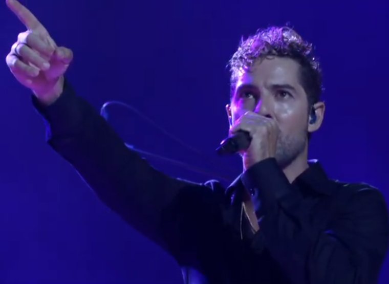 ArnaldoRomina's tweet photo. @davidbisbal #gracias
@davidbisbal
Por compartir,este último CONCIERTO #intimo2020db en #Oviedo 🇪🇸 al MUNDO ENTERO🌎,gracias 👏♥️ por darnos TANTAS FUERZAS,en estos momentos,tan duros!! Y llenarnos de #alegria!🎼🎶🎼 Con tu música ,gracias 👏👏Cantando,bailando , junto a ti en #Argentina https://t.co/tJppL38UHK