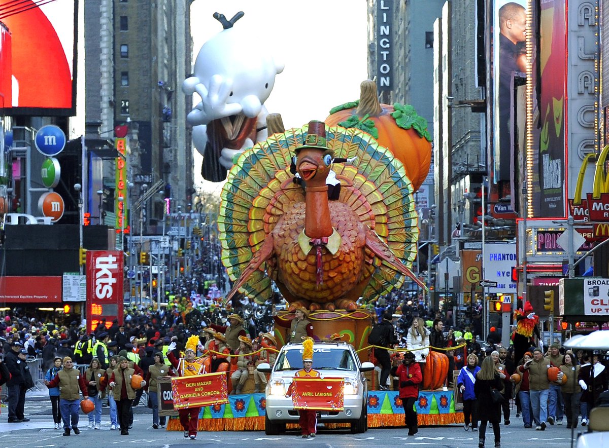 bbgoriginals's tweet image. JUST IN: Macy's announced that its annual Thanksgiving Day Parade in New York City will shift to "a television only special presentation" for the first time in its more than 90-year history