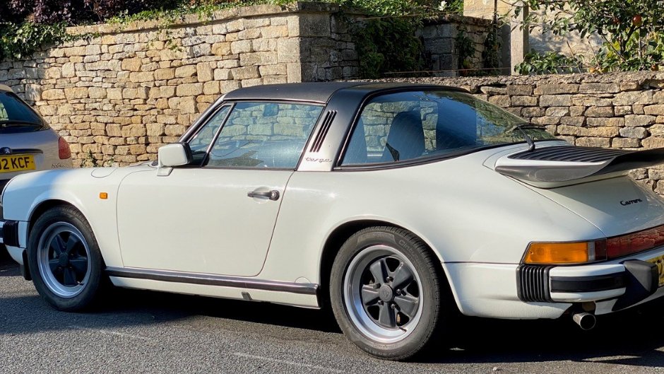 ClassicMotorNEC's tweet photo. The weather was rather lovely this past weekend βοΈ
What did you get up to?
These are some of the team's #spotted classics whilst out and about
@lancaster_ins
#WheelMeetAgain https://t.co/WvPfLgAZY0