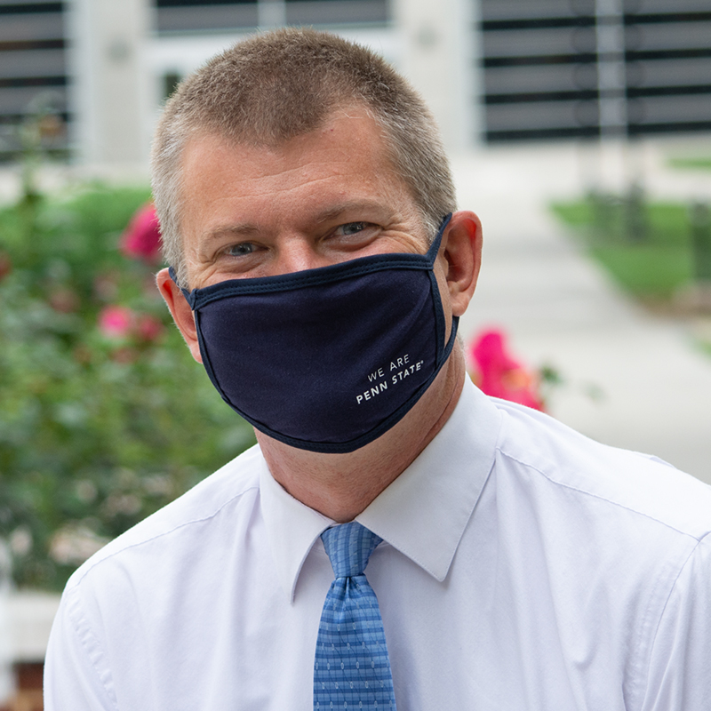 PSUHarrisburg's tweet photo. "I wear my mask because I have seen how the pandemic has impacted our community. Masks are the best individual tool we have to fight for our community." - Dr. Todd Clark, senior director, Student Services #MaskUpOrPackUp #pennstate #pennstateharrisburg https://t.co/5xi29v6kJy