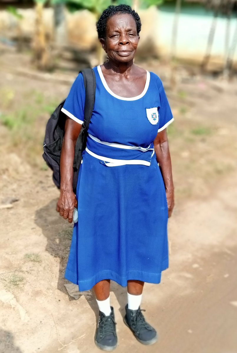 KenjiiOkamoto's tweet photo. The oldest BECE candidate in Ghana. Madam Elizabeth Yamoah is 60+ and attends Agona Odoben Presby JHS. An inspiration to all. She is writing at Odoben SHS. Show her love π #AtopaDay https://t.co/Rae8whU2CQ