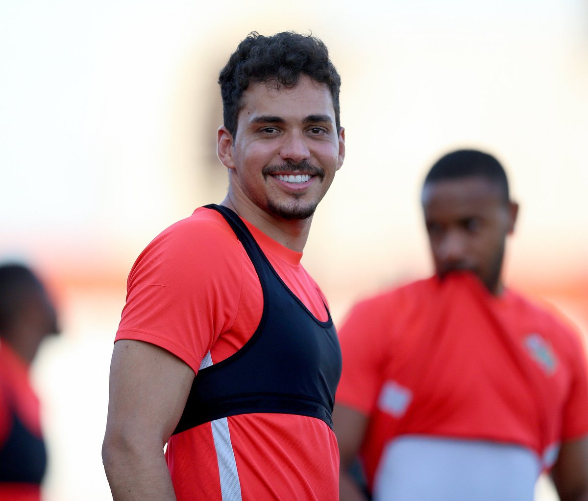 أرقام tweet media