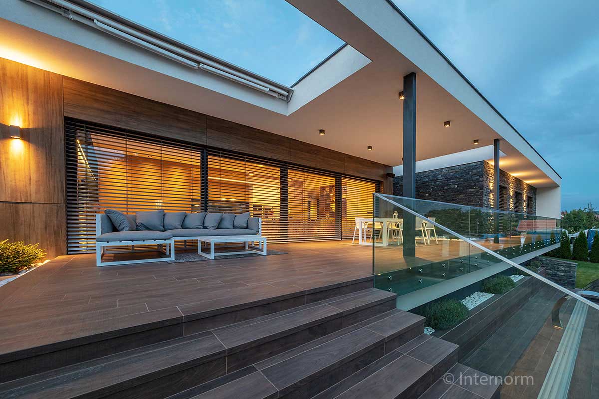 AltitudeAlu's tweet photo. Internorm's luxurious high-end lift & slide door systems are extremely popular with our clients. Here is a fabulous example, courtesy of Internorm – it certainly has the wow factor. https://t.co/8JkiBHGvw4 quote@altitudealuminium.co.uk 01244 529199 #internorm #liftandslidedoors https://t.co/3Apqbz8nvD