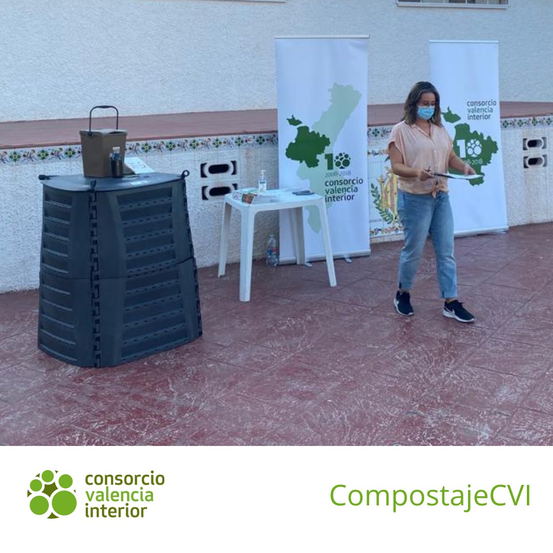 CviValencia's tweet photo. ✅Esta semana tenemos sesiones de formación en compostaje en Olocau, Chelva y Riba-roja y entregas de compostadoras a los asistentes a la formación de Náquera, Chiva y Llíria
#micompost #compostajeCVI
🙌¡Gracias por contribuir a reducir los residuos!🙌 https://t.co/WUuqmVdodl