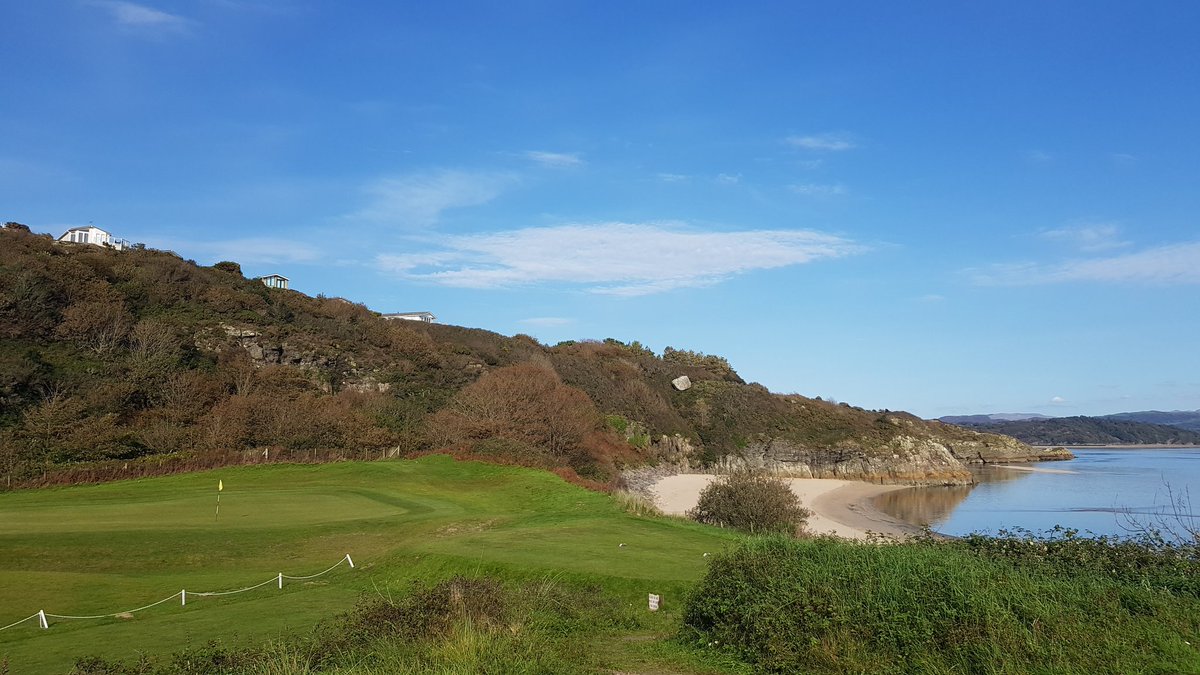MidlandsGolfer's tweet photo. Part 3 done at perfect @PorthmadogGC #MGonTour #signaturechallenge 3 mini movies coming soon - great fun - thanks @mandy_ambert @ambert_jean https://t.co/ljsCIO0bnb