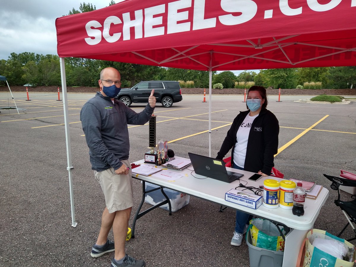 DotsonIron's tweet photo. Dotson team members had a blast at the Mankato United Way Human Foosball Tournament - mask style! https://t.co/wiZNOMqrSk