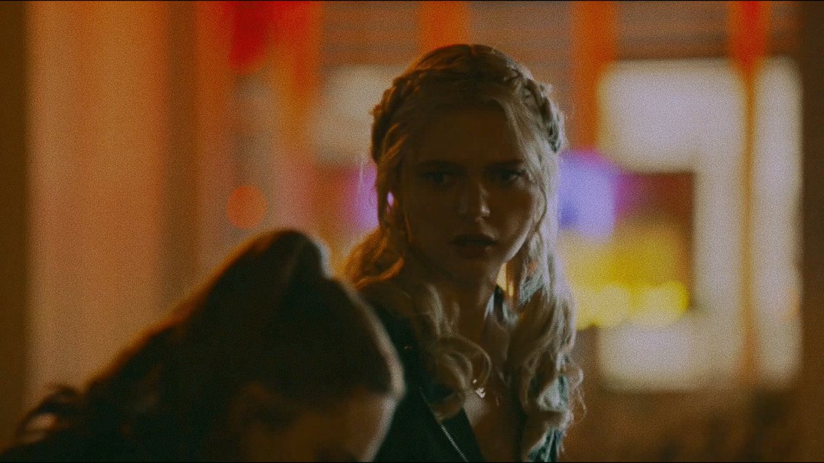 hizziecap's tweet photo. HIZZIE SNOW KISS https://t.co/CncXDZ95zv