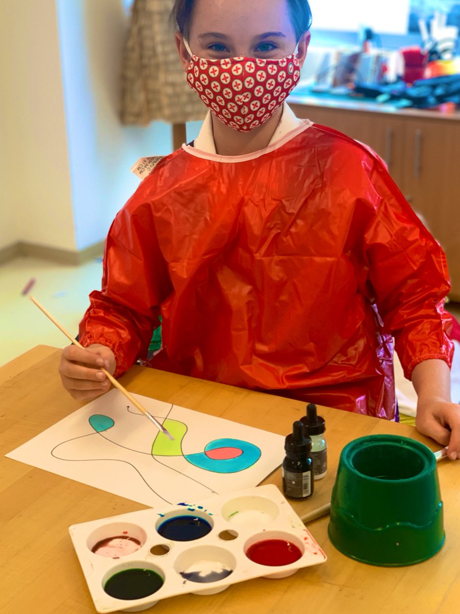 ReptonAB_Art's tweet photo. “Just make a mark and see where it takes you...” All artwork begins with just a dot! 🟣🟢🟡🟠🔴⚪️⚫️ #foremarkedubai #artatforemarke #takingyourpenforawalk #InternationalDotDay2020 https://t.co/8VR6aSlHws
