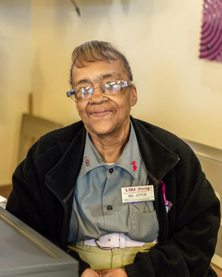 If you used to eat at The 5 on LSU's campus, you knew Ms. Joyce. She was always ready to strike up a conversation and a smile as you passed through her line. RIP to this kind-hearted woman. obits.theadvocate.com/obituaries/the…