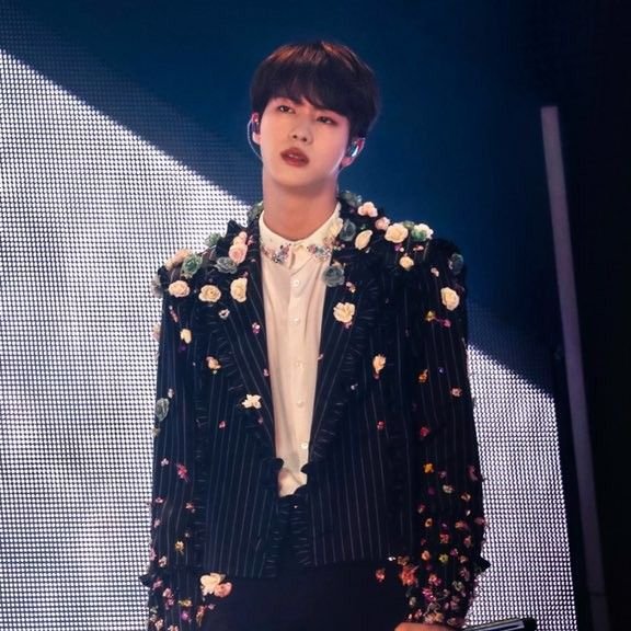 the oldest son of the Bangtan Royal Family : a thread