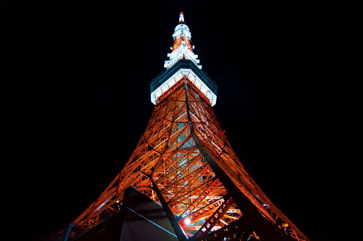 tso1040's tweet photo. 東京タワー

ライトアップは定番のランドマークライトが好き

#canon #eos #eosr 
#夜景 #風景 #景色 #東京タワー 
#写真好きな人と繫がりたい
#写真撮ってる人と繋がりたい
#ファインダー越しの私の世界 https://t.co/T8HDxcGMQB