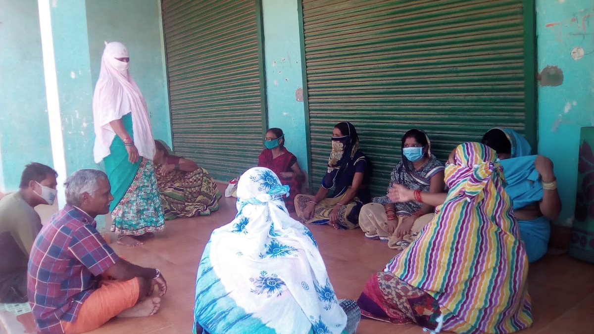 RaipurWcd's tweet photo. #POSHANMaah2020 
#POSHANAbhiyaan 
Poshan Maah Krishak Baithak Raipur
In Chattisgarh you will see more women working in agriculture field and that is why in Krishak Samuh baithak women participants are high in number.
@wcdposhancg @WCDCgGov @MinistryWCD @SPreraks @POSHAN_Official https://t.co/CmditETJ0y