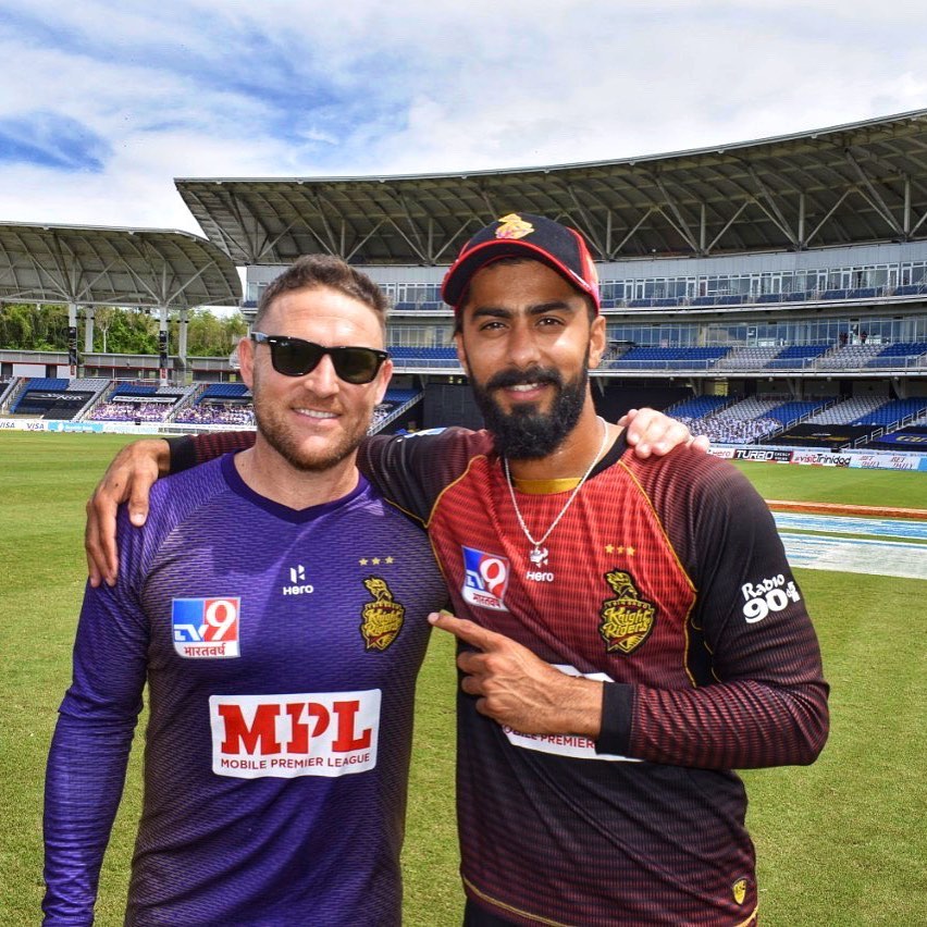 Hariteja_Baz42's tweet photo. Welcome to @KKRiders family ๐
@IamAlikhan23
@Bazmccullum โค๏ธ
@TKRiders
#PlayFightWin https://t.co/JvgMJFyzX4