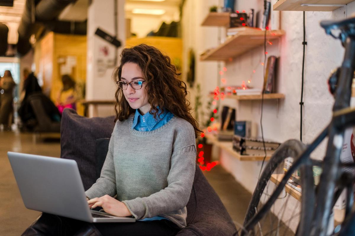 As part of DCU's response to #COVID19, we have launched a new course to support students to learn online. The course, delivered through DCU's strategic partnership <a href="/FutureLearn/">FutureLearn</a>, will equip students with the tools to get the most out of their studies. Read:bit.ly/35xKRzh